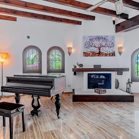 Casela By Interhome Calpe